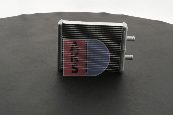 409007N AKS DASIS Теплообменник, отопление салона (фото 16)