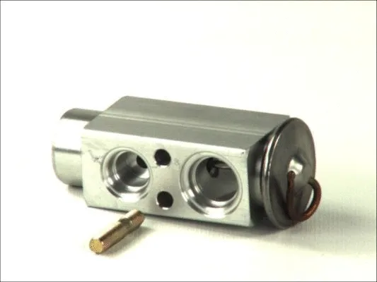 KTT140002 THERMOTEC Расширительный клапан, кондиционер (фото 1)