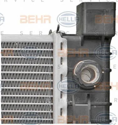 8MK 376 714-334 BEHR/HELLA/PAGID Радиатор охлаждения двигателя (фото 7)