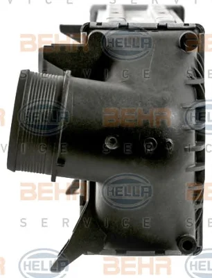 8ML 376 700-121 BEHR/HELLA/PAGID Интеркулер (радиатор интеркулера) (фото 3)