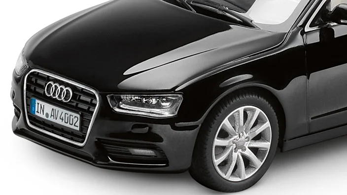 5011204223 VAG Модель Audi A4 Avant, Phantom black, Scale 1 43 (фото 2)