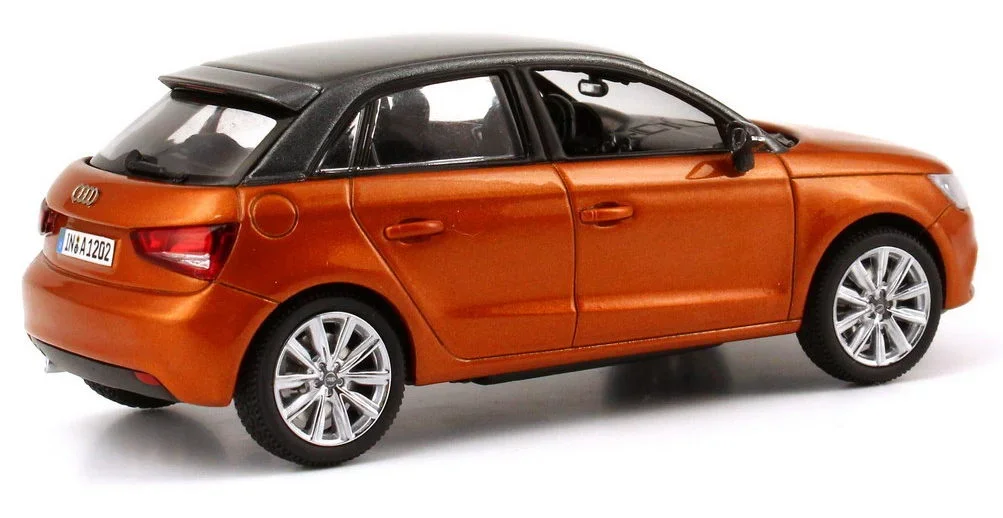 5011201023 VAG Модель Audi A1 Sportback, Samoa orange, Scale 1 43 (фото 4)