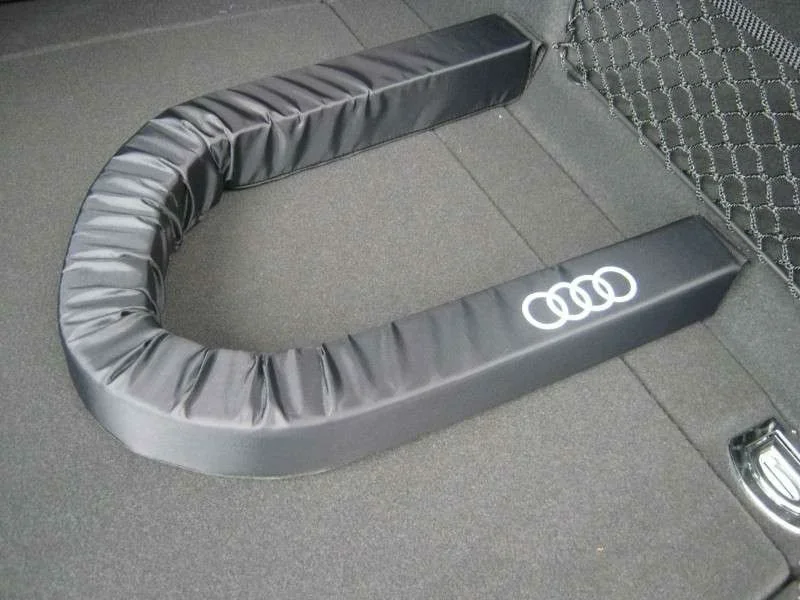 8U0017238 VAG Универсальный гибкий разделитель багажного отсека Audi (фото 4)