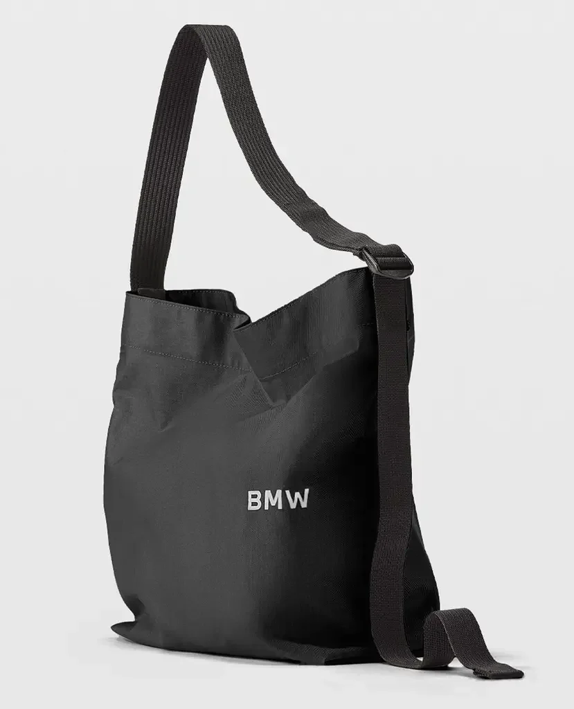 80222864107 BMW Сумка BMW Applied Tag Shoulder Bag, Black (фото 1)