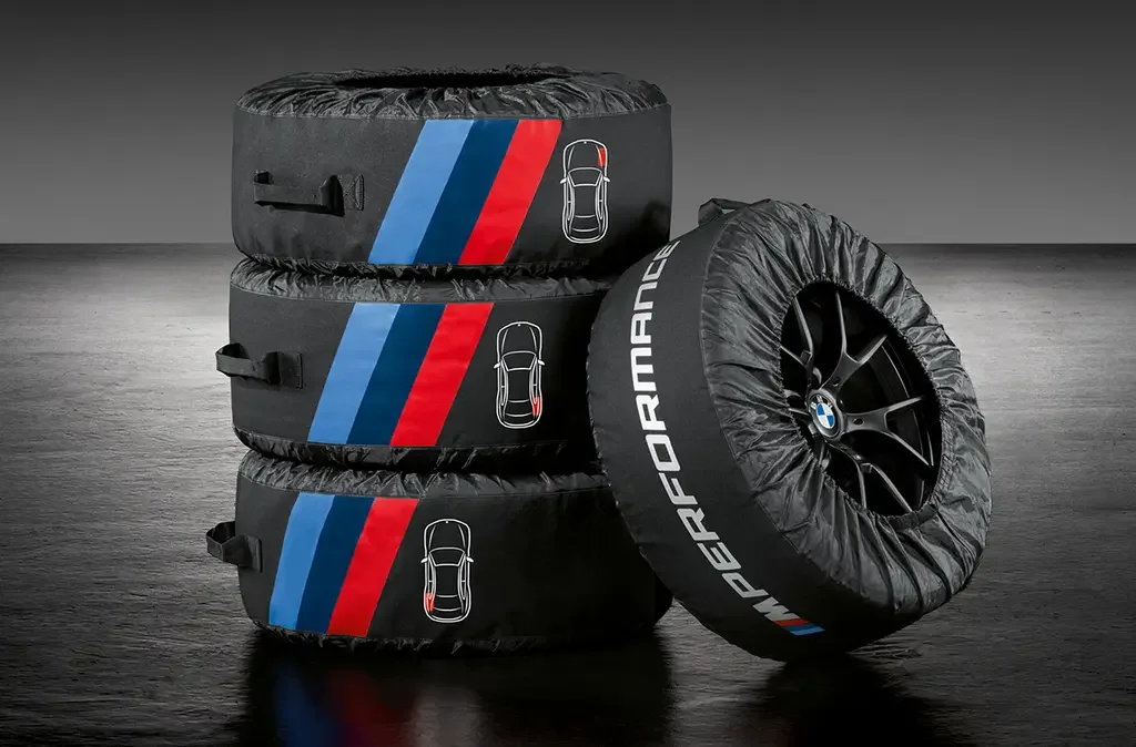 36132461758 BMW Комплект чехлов для колес BMW M Performance Wheel Bag (фото 1)