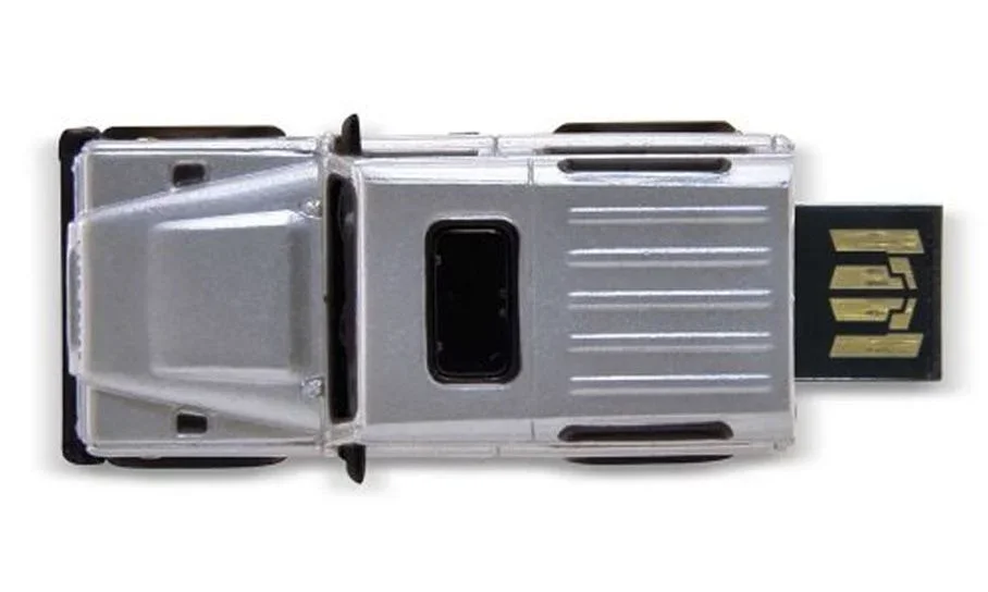 LDGF933SLA LAND ROVER Флешка Land Rover Defender Memory Stick, 16 Gb (фото 3)