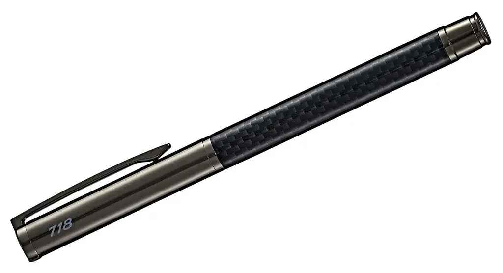 WAP0512070N718 PORSCHE Шариковая ручка Porsche 718 Rollerball Pen – Essential Collection (фото 1)