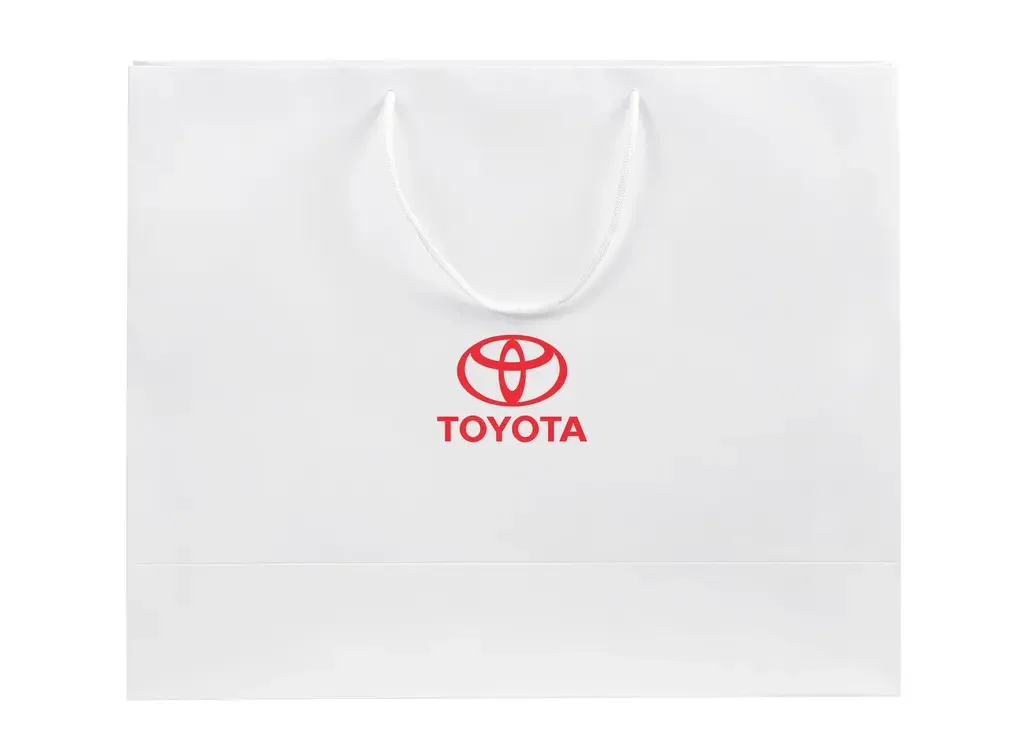 TMC0A25501 TOYOTA Бумажный подарочный пакет Toyota, белый, размер L: 42 х 34,5 х 15 см. (фото 1)