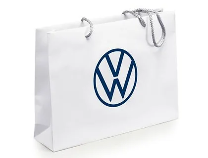 000087317BG VAG Бумажный подарочный пакет с ручками Volkswagen Logo Paper Bag White, 40x30 (фото 1)