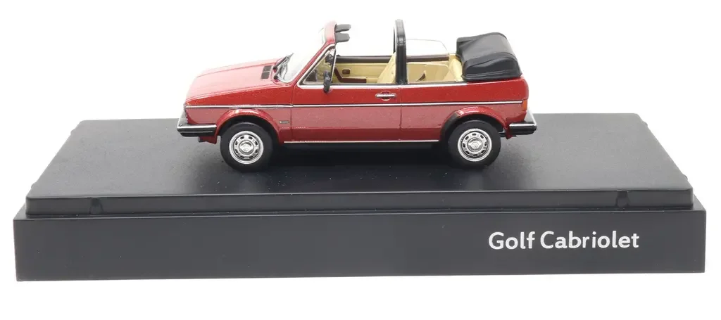 155099300645 VAG Масштабная модель Volkswagen Golf 1 Cabriolet, Scale 1:43, Indian Red (фото 4)