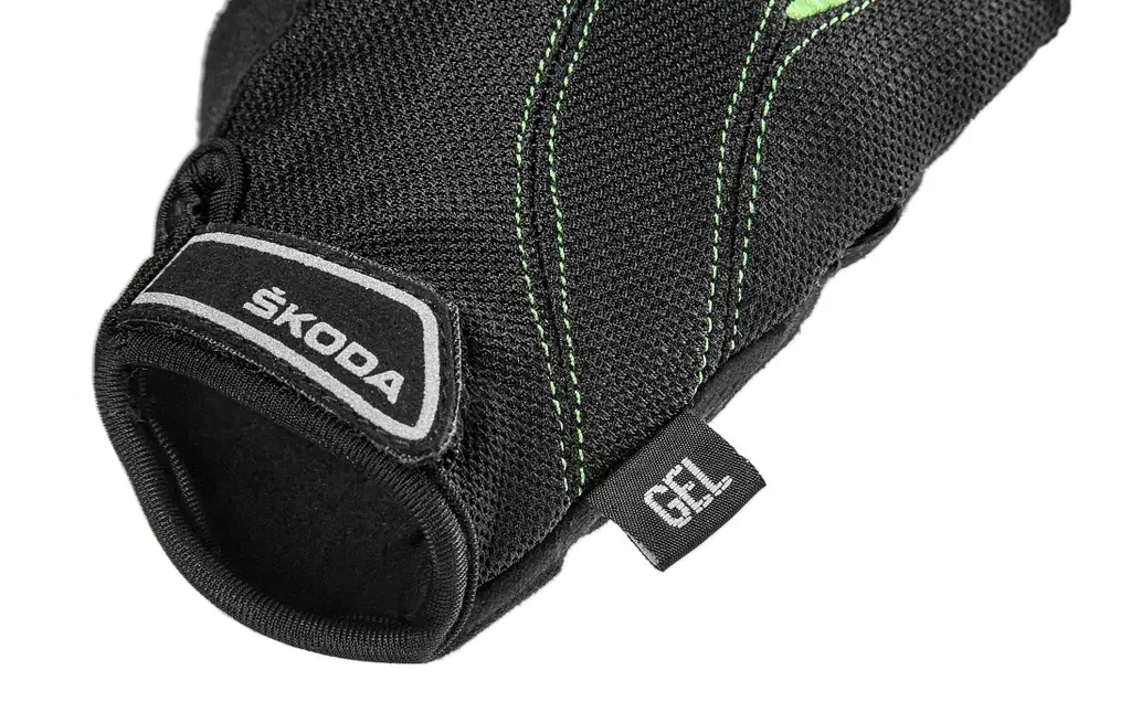 000084616GFBD VAG Велоперчатки Skoda Cycling Gloves, Gel Padding, Black/Green (фото 2)
