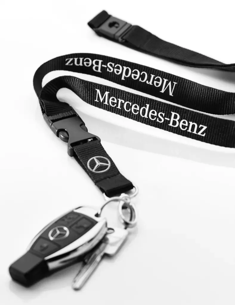 B66958365 MERCEDES Шнурок с карабином для ключей Mercedes-Benz Classic Star Lanyard, Black (фото 3)