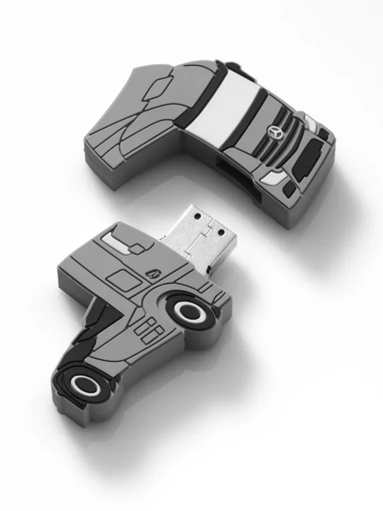 B67870153 MERCEDES Флешка Mercedes-Benz Trucker USB-Stick, 4 GB (фото 2)