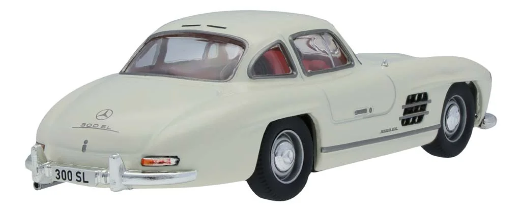 B66041058 MERCEDES Масштабная модель Mercedes-Benz 300 SL W 198 (1954-1957), Light Ivory, Scale 1:43 (фото 2)