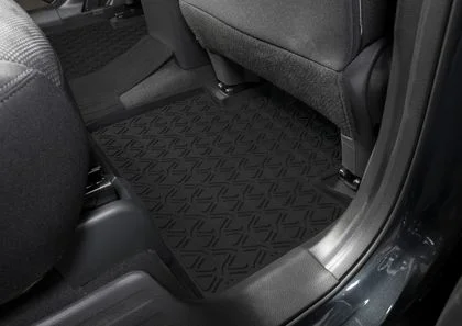 64109001 RIVAL Комплект автомобильных ковриков Nissan X-Trail 2015- , литая резина, низкий борт, крепеж для передних ковров (фото 2)