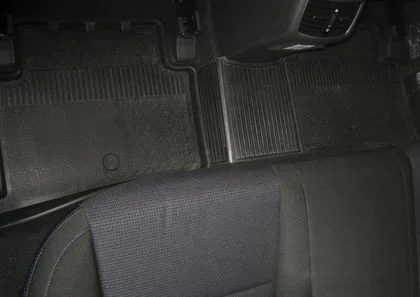 12309001 RIVAL Комплект автомобильных ковриков Hyundai Tucson 2015- , полиуретан, низкий борт, 5 предметов, крепеж для передних ковров (фото 2)