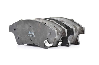 BSG 65-200-017 BSG Комплект тормозных колодок, дисковый тормоз (фото 2)