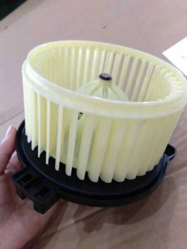 1061001238 GEELY Мотор вентилятора охлаждения vision (фото 3)