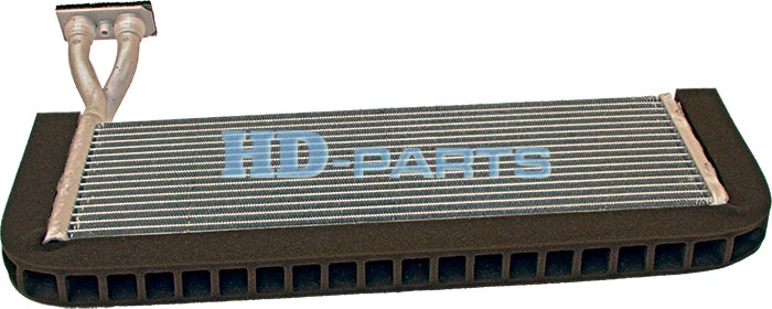 318940 HD PARTS Радиатор отопителя aluminium/aluminium 453x157x32 scania p/r/t 95> (фото 2)