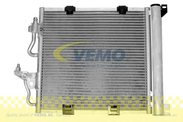 V40-62-0016 VEMO Радиатор кондиционера (фото 1)