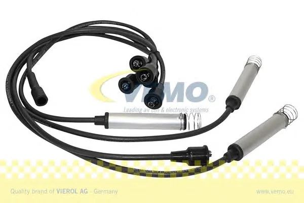 V40-70-0036 VEMO Высоковольтные провода (комплект проводов зажигания) (фото 1)