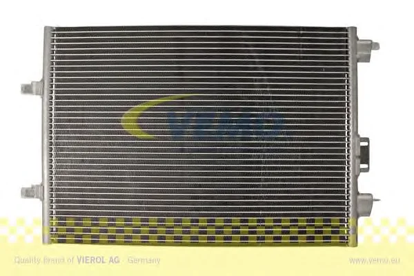 V46-62-0017 VEMO Радиатор кондиционера (фото 1)