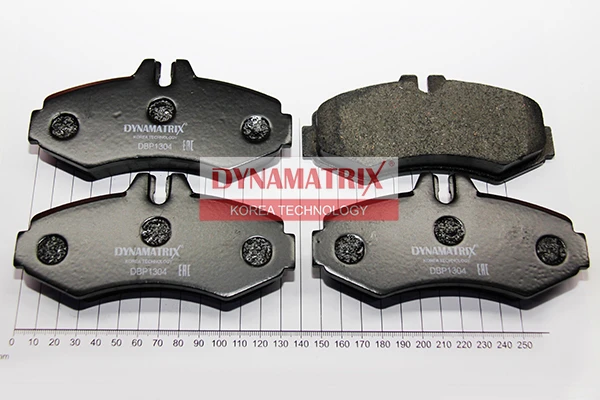 DBP1304 DYNAMAX Комплект тормозных колодок (фото 1)