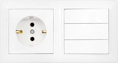 3В-РЦ-695 BYLECTRICA Выключатель тройной с розеткой скрытый с заземлением Стиль белая (фото 1)