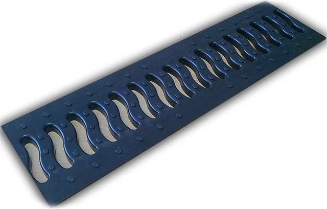 ДИ 01905000 Ecoteck Решетка Standart 100 Волна пластиковая, черная (фото 1)