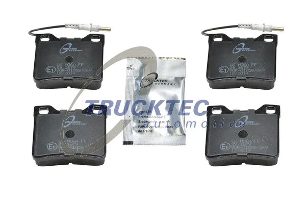02.35.145 TRUCKTEC AUTOMOTIVE Комплект тормозных колодок, дисковый тормоз (фото 1)
