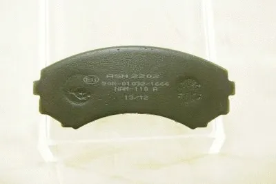 ASN-2202 AISIN Комплект тормозных колодок, дисковый тормоз (фото 1)