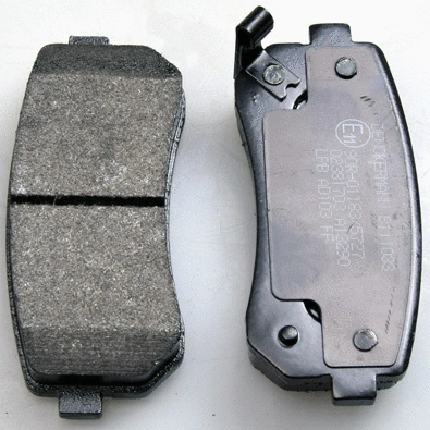 B111033 DENCKERMANN Комплект тормозных колодок, дисковый тормоз (фото 1)