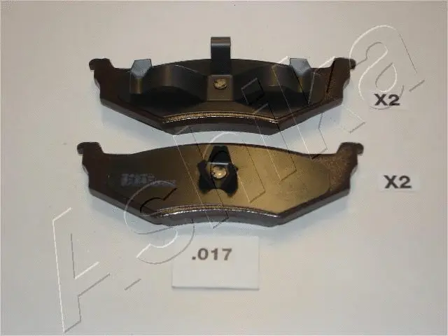 51-00-017 ASHIKA Комплект тормозных колодок, дисковый тормоз (фото 1)