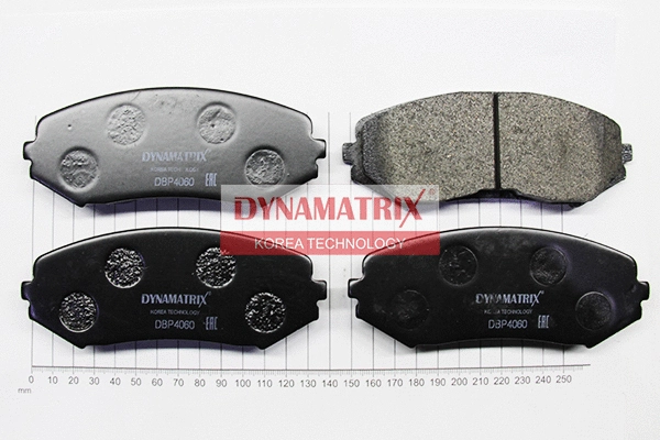 DBP4060 DYNAMATRIX Комплект тормозных колодок, дисковый тормоз (фото 1)