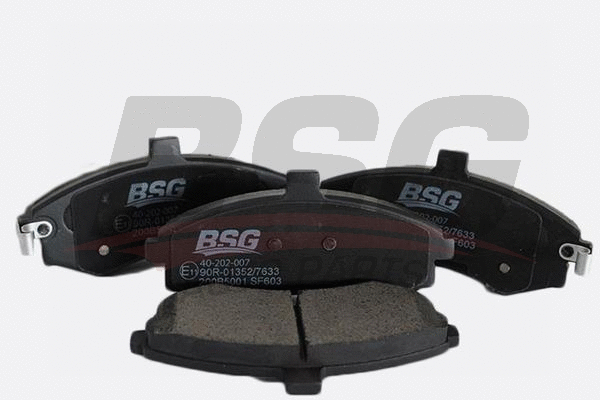 BSG 40-200-031 BSG Комплект тормозных колодок, дисковый тормоз (фото 1)