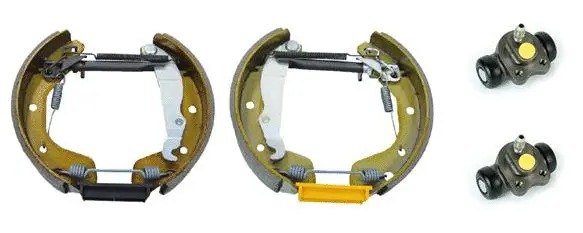 K 15 002 BREMBO Комплект тормозных колодок (фото 1)