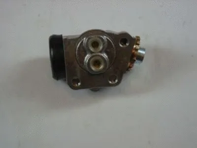 AT-017RF AISIN Колесный тормозной цилиндр (фото 1)