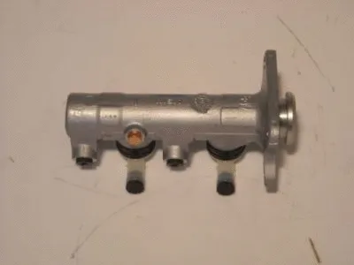 BMT-004 AISIN Главный тормозной цилиндр (фото 1)