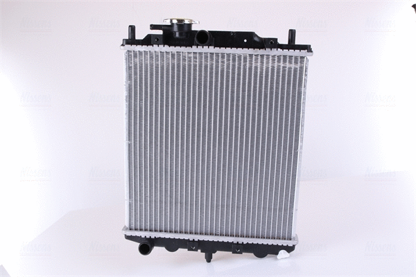 61762 NISSENS Радиатор, охлаждение двигателя (фото 1)