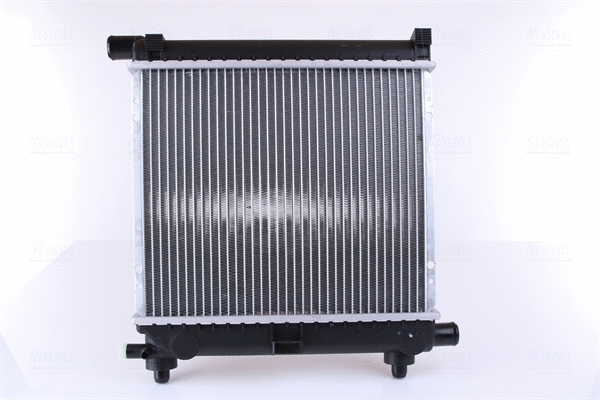 62551 NISSENS Радиатор, охлаждение двигателя (фото 1)