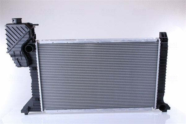 62685A NISSENS Радиатор, охлаждение двигателя (фото 1)
