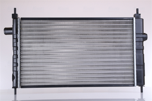 63282 NISSENS Радиатор, охлаждение двигателя (фото 1)