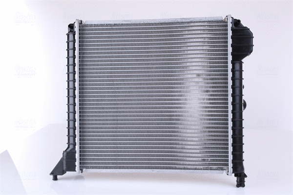 65518 NISSENS Радиатор, охлаждение двигателя (фото 2)