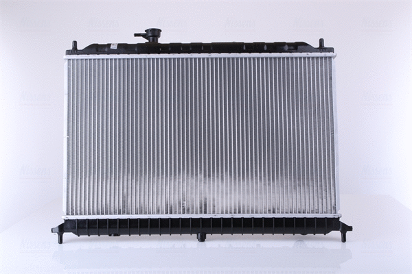 66687 NISSENS Радиатор, охлаждение двигателя (фото 2)