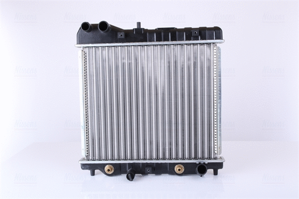 68111 NISSENS Радиатор, охлаждение двигателя (фото 1)