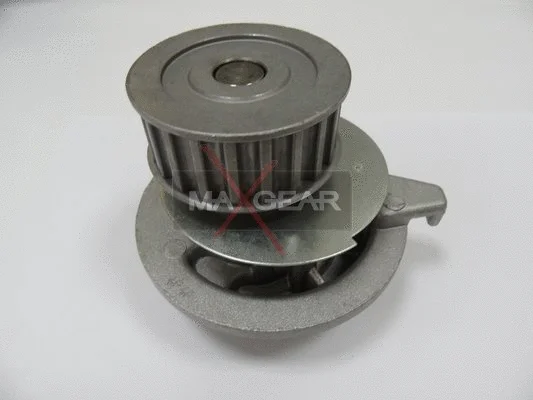 47-0032 MAXGEAR Водяной насос, охлаждение двигателя (фото 1)