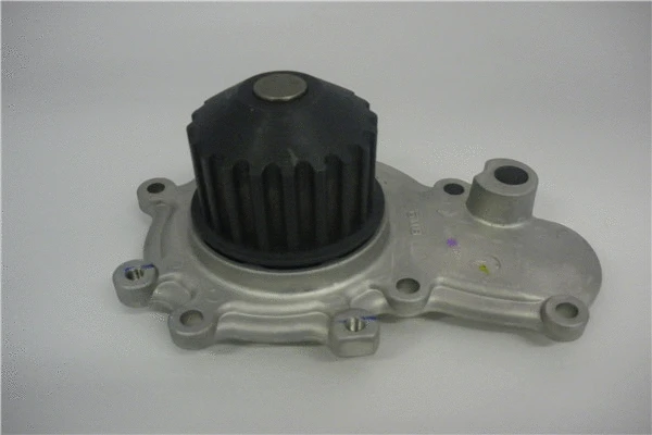 GWCR-30A GMB Водяной насос, охлаждение двигателя (фото 1)