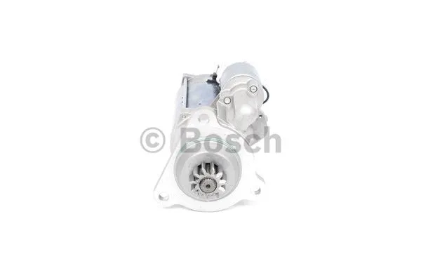 0 001 330 070 BOSCH Стартер (фото 1)