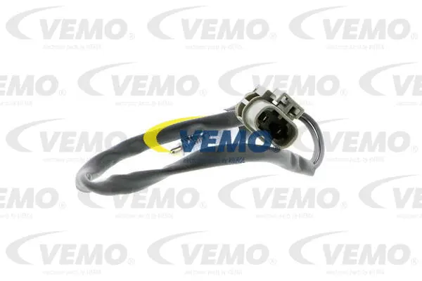 V38-73-0003 VEMO Выключатель, фара заднего хода (фото 1)
