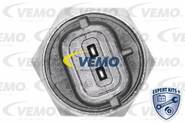 V40-73-0050 VEMO Выключатель, фара заднего хода (фото 2)